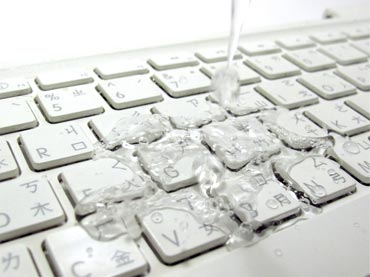 Ремонт клавиатуры в MacBook